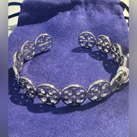 Tory Burch NWT Silver Toned Logo Cuff Bracelet - Picture 2 of 9
